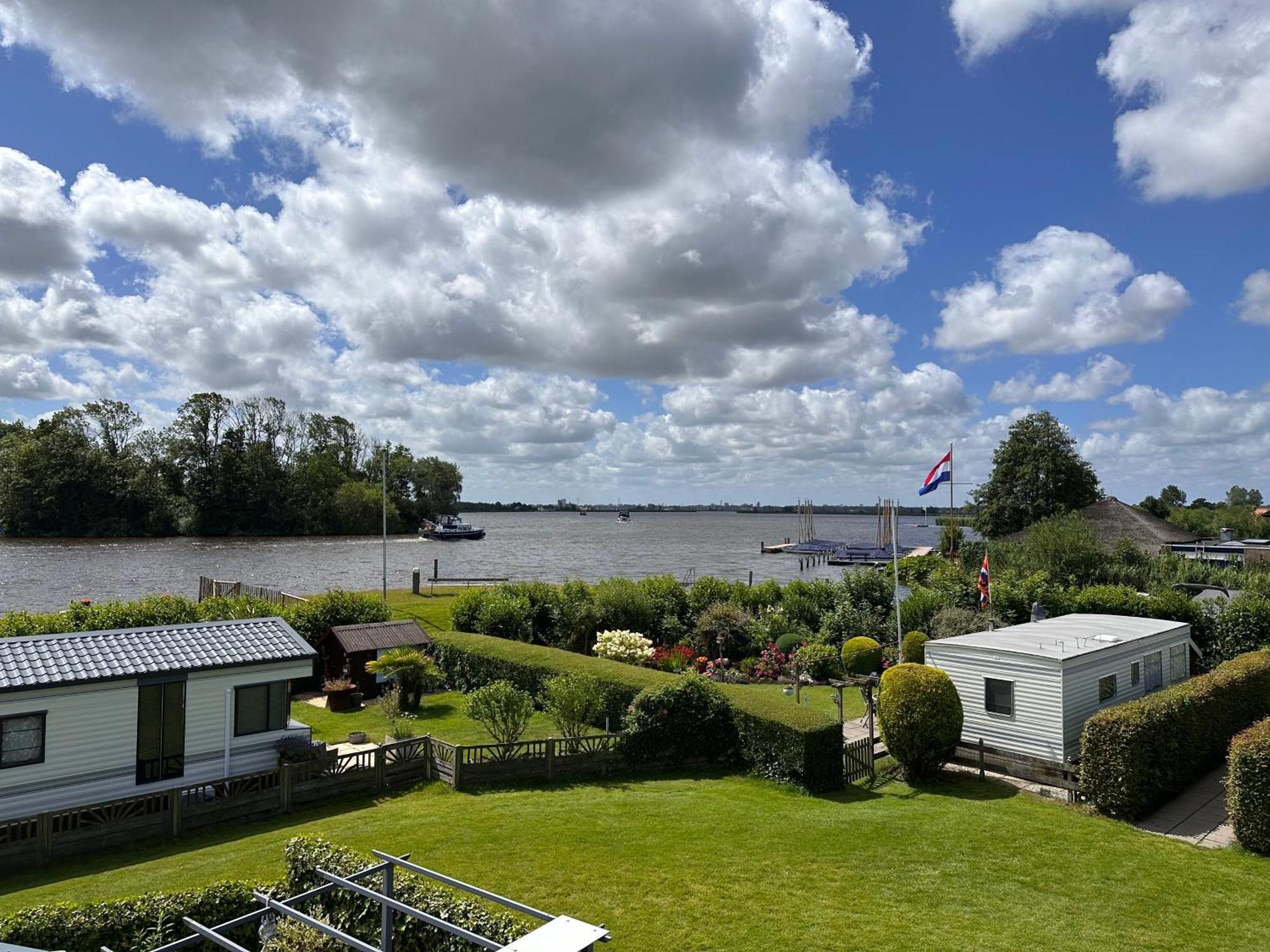 Glamping De Hof Van Eeden Warmond Exterior photo